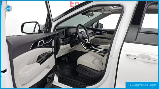 KIA CARNIVAL 7-SEATER SIGNATURE