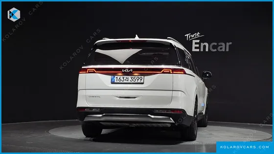 KIA CARNIVAL 9-SEATER SIGNATURE