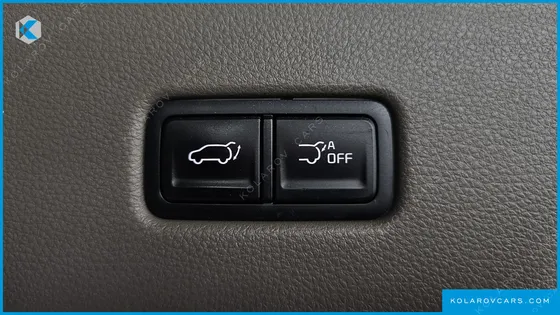 KIA CARNIVAL 9-SEATER SIGNATURE