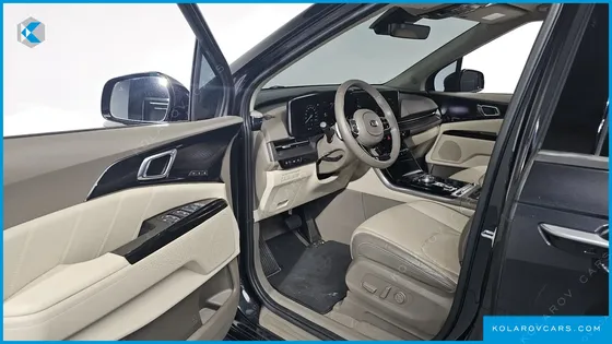 KIA CARNIVAL 7-SEATER SIGNATURE