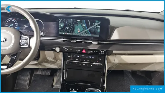 KIA CARNIVAL 7-SEATER SIGNATURE