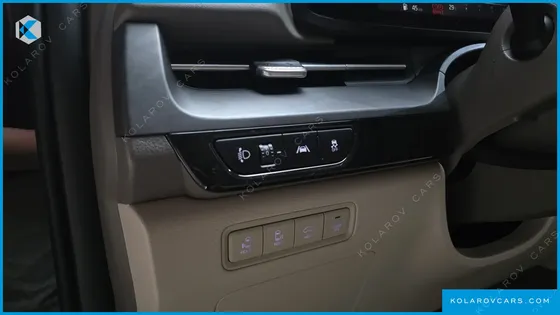 KIA CARNIVAL GASOLINE 9-SEATER LIMOUSINE(SPECIAL VEHICLE)