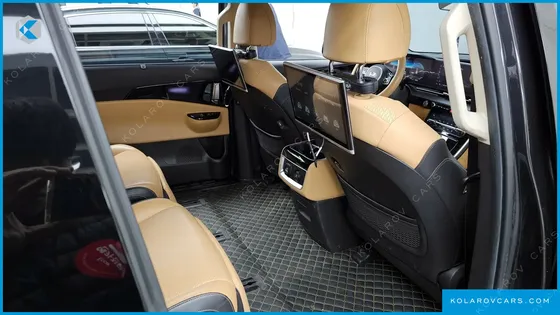 KIA CARNIVAL 7-SEATER SIGNATURE
