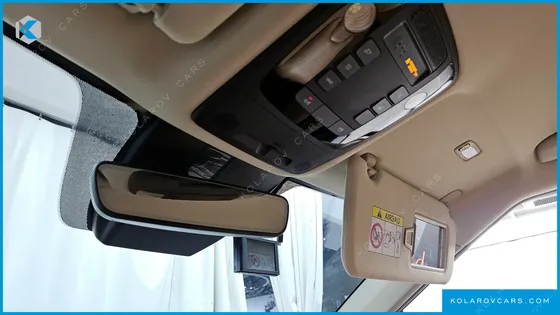 KIA CARNIVAL 7-SEATER SIGNATURE