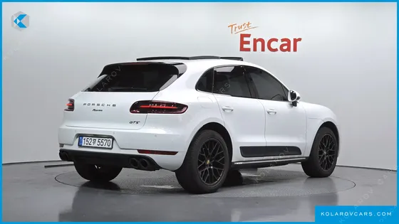 PORSCHE MACAN 3.0 GTS