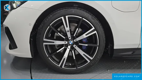 BMW 5 SERIES 530E M SPORT