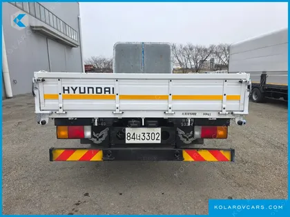 HYUNDAI MEGA TRUCK GOLD