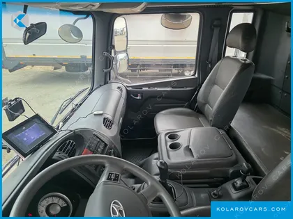 HYUNDAI MEGA TRUCK GOLD