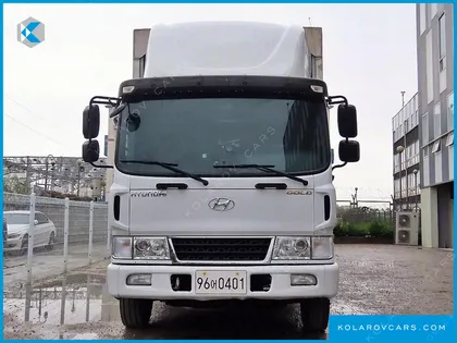 HYUNDAI MEGA TRUCK GOLD