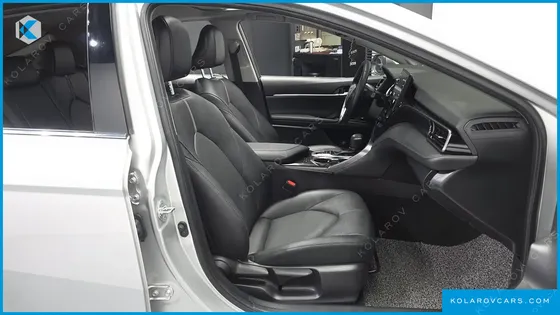 TOYOTA CAMRY 2.5 XLE HYBRID