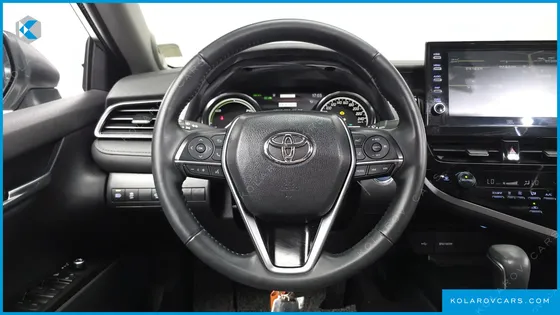 TOYOTA CAMRY 2.5 XLE HYBRID