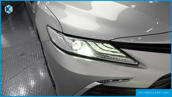 TOYOTA CAMRY 2.5 XLE HYBRID