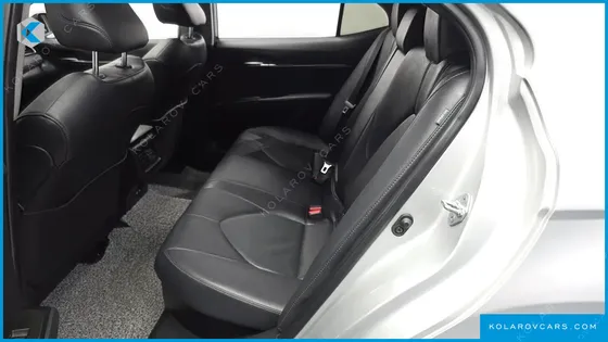 TOYOTA CAMRY 2.5 XLE HYBRID