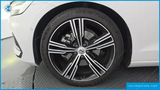 VOLVO S60 B5 INSCRIPTION