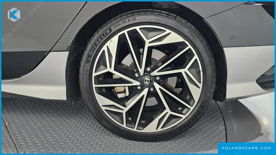 HYUNDAI IONIQ 6 LONG RANGE