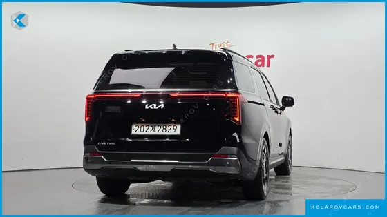 KIA CARNIVAL GASOLINE 7-SEATER SIGNATURE