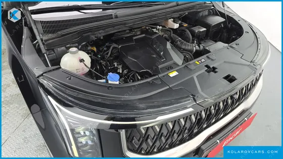 KIA CARNIVAL GASOLINE 7-SEATER SIGNATURE