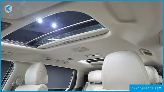 KIA CARNIVAL GASOLINE 7-SEATER SIGNATURE