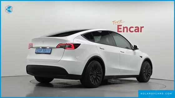 TESLA MODEL Y RWD
