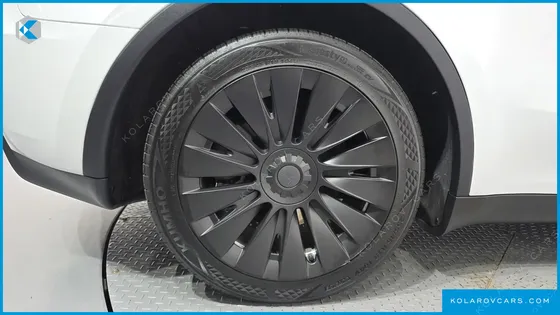 TESLA MODEL Y RWD