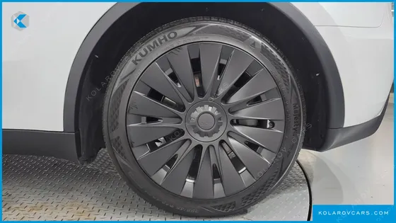 TESLA MODEL Y RWD