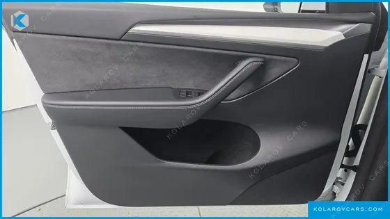TESLA MODEL Y RWD