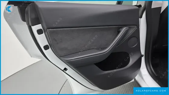 TESLA MODEL Y RWD