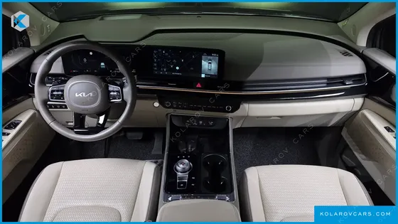 KIA CARNIVAL GASOLINE 7-SEATER SIGNATURE