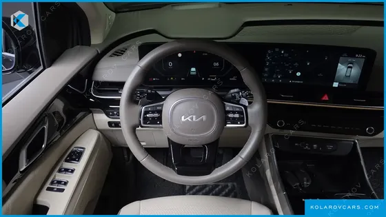 KIA CARNIVAL GASOLINE 7-SEATER SIGNATURE