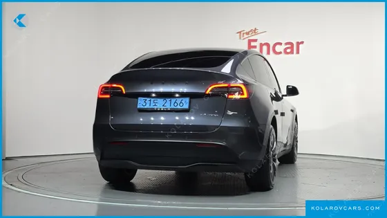 TESLA MODEL Y LONG RANGE AWD