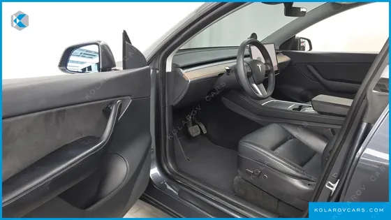 TESLA MODEL Y LONG RANGE AWD