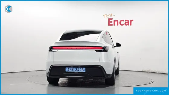 TESLA MODEL Y RWD