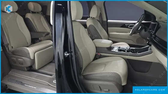 KIA CARNIVAL GASOLINE 7-SEATER HI LIMOUSINE