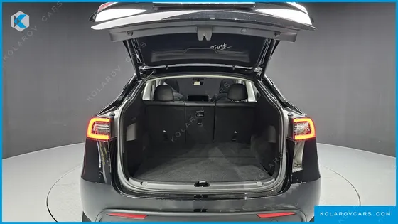 TESLA MODEL Y PERFORMANCE AWD
