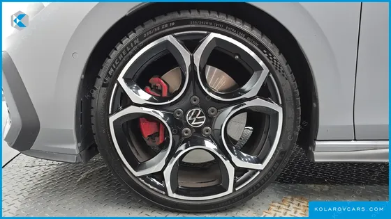VOLKSWAGEN GOLF 2.0 GTI