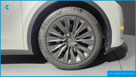 TESLA MODEL Y LONG RANGE AWD