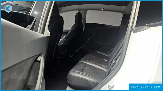 TESLA MODEL Y LONG RANGE AWD