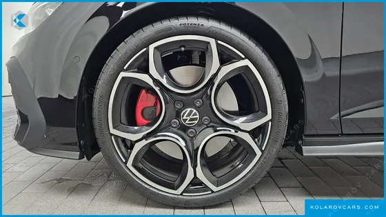VOLKSWAGEN GOLF 2.0 GTI