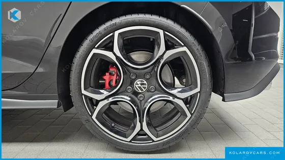 VOLKSWAGEN GOLF 2.0 GTI