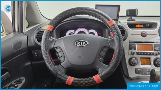 KIA CARENS LPI 2.0 GLX