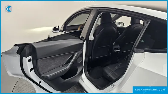 TESLA MODEL Y LONG RANGE AWD