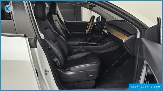 TESLA MODEL Y LONG RANGE AWD