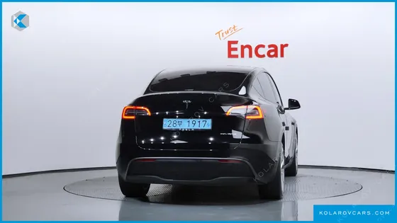 TESLA MODEL Y LONG RANGE AWD