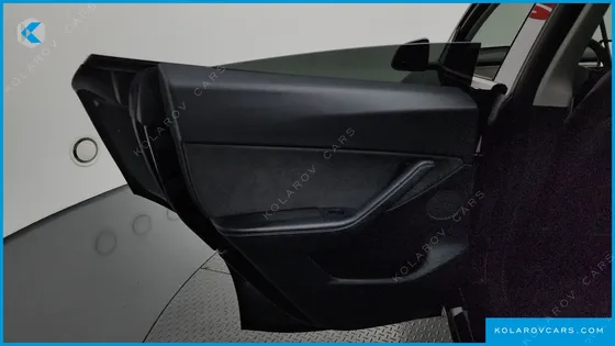 TESLA MODEL Y LONG RANGE AWD