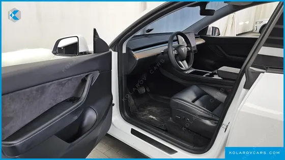 TESLA MODEL Y LONG RANGE AWD