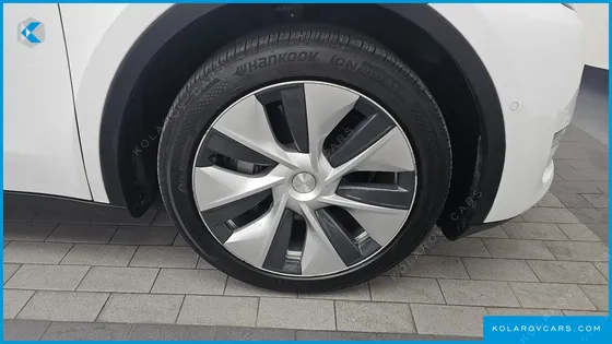 TESLA MODEL Y LONG RANGE AWD