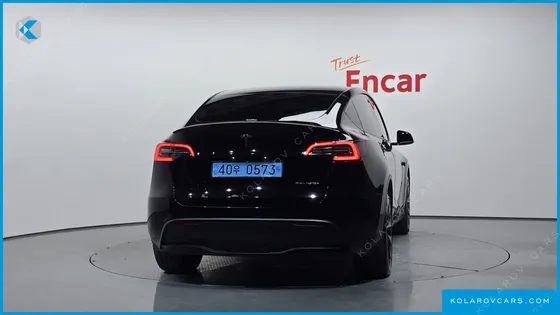 TESLA MODEL Y LONG RANGE AWD