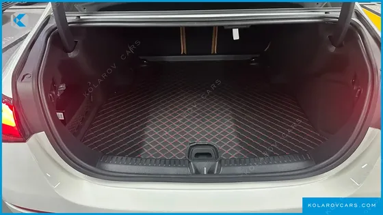 MERCEDES E-CLASS E200 AVANTGARDE