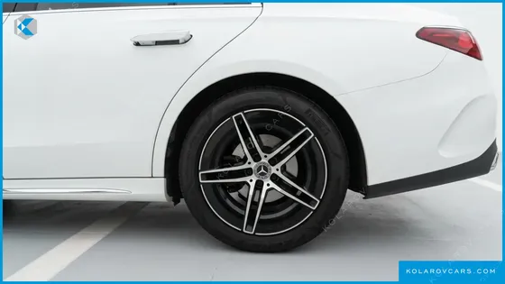 MERCEDES E-CLASS E200 AMG LINE
