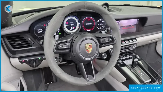 PORSCHE 911 CARRERA GTS CABRIOLET